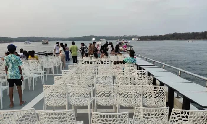 Mandovi Cruises